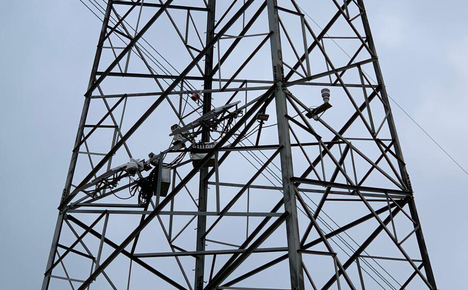 輸電線路防山火監(jiān)測裝置 輸電線路防山火監(jiān)測裝置